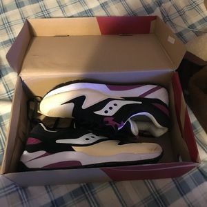 Saucony Grid 9000 Men’s Sneakers